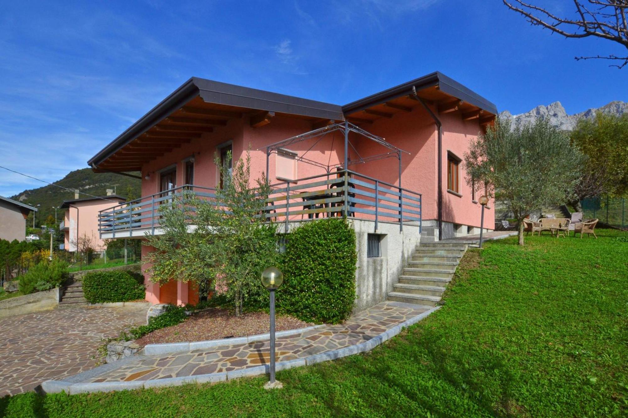 Вилла Casa Virginia Манделло-дель-Ларио Экстерьер фото
