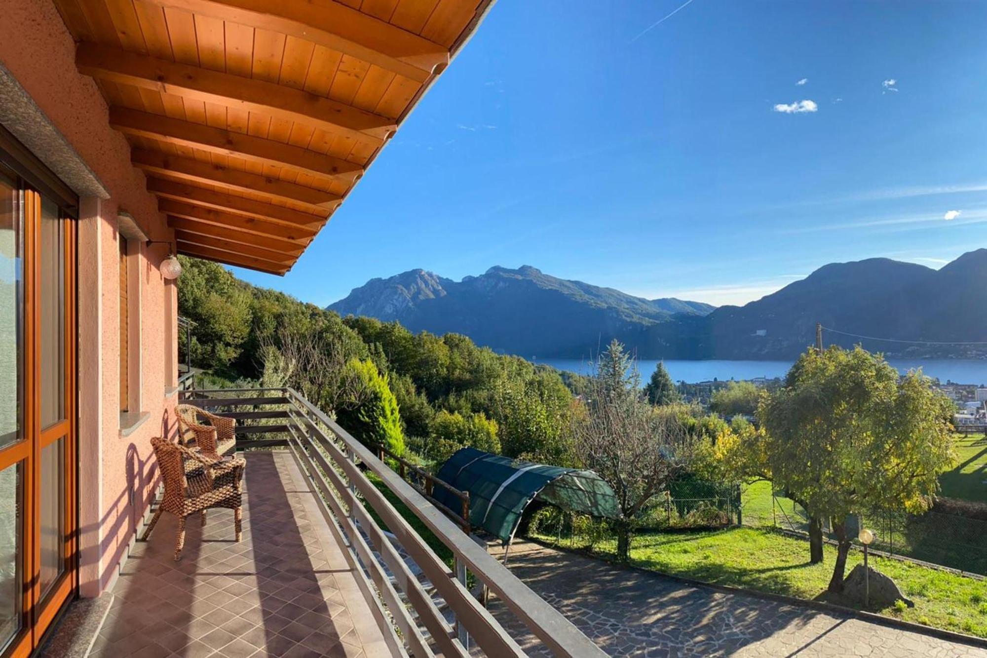 Вилла Casa Virginia Манделло-дель-Ларио Экстерьер фото